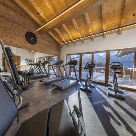 With Access, Neukirchen