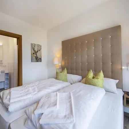 Alpstuga With Lift Access, Neukirchen